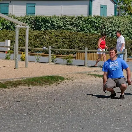 Mobil Accepte Animaux - 6 Pers. - Api-1-52-2481 Brem Sur Mer